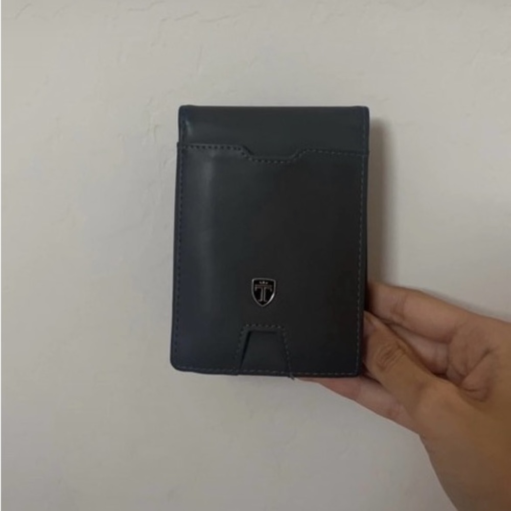 Black Travando Wallet
